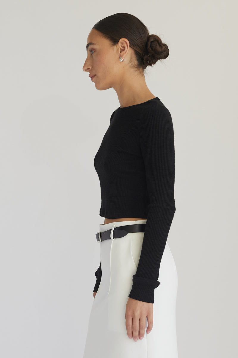 Cropped Fitted Long Sleeve Top