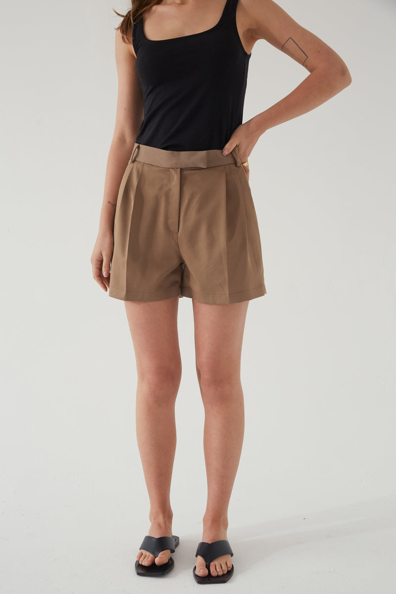 High Waisted Pleated Shorts - Almina Concept 